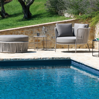 Pouf Desiree Rope Light Blue par Vermobil pour jardin