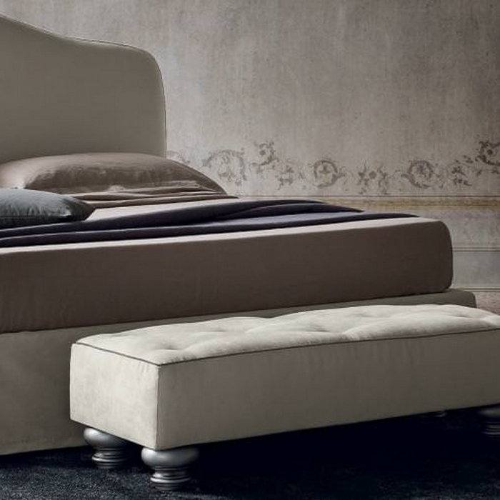 Pouf rectangulaire ou carré en tissu ou éco-cuir