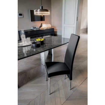 Charonne chaise Tonin Casa recouvert de faux cuir ou tissu