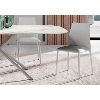 Chaise cerisier par Ingenia