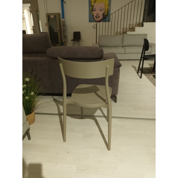 Chaise Colico Milano 2015 prête à être livrée