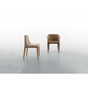 Chaise avec structure en bois recouvert de cuir, en cuir ou imitation Mivida par Tonin Casa