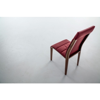 Chaise avec cadre en bois recouvert de cuir en cuir ou faux Portofino Tonin Casa