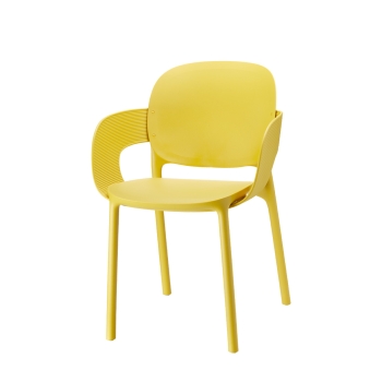 Fauteuil câlin avec accoudoirs de Scab Design