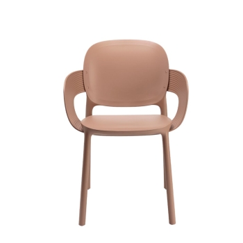 Fauteuil câlin avec accoudoirs de Scab Design
