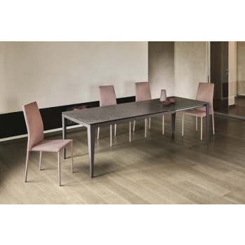 chaise en peluche rembourrés en cuir imitation Renee Ingenia Bontempi