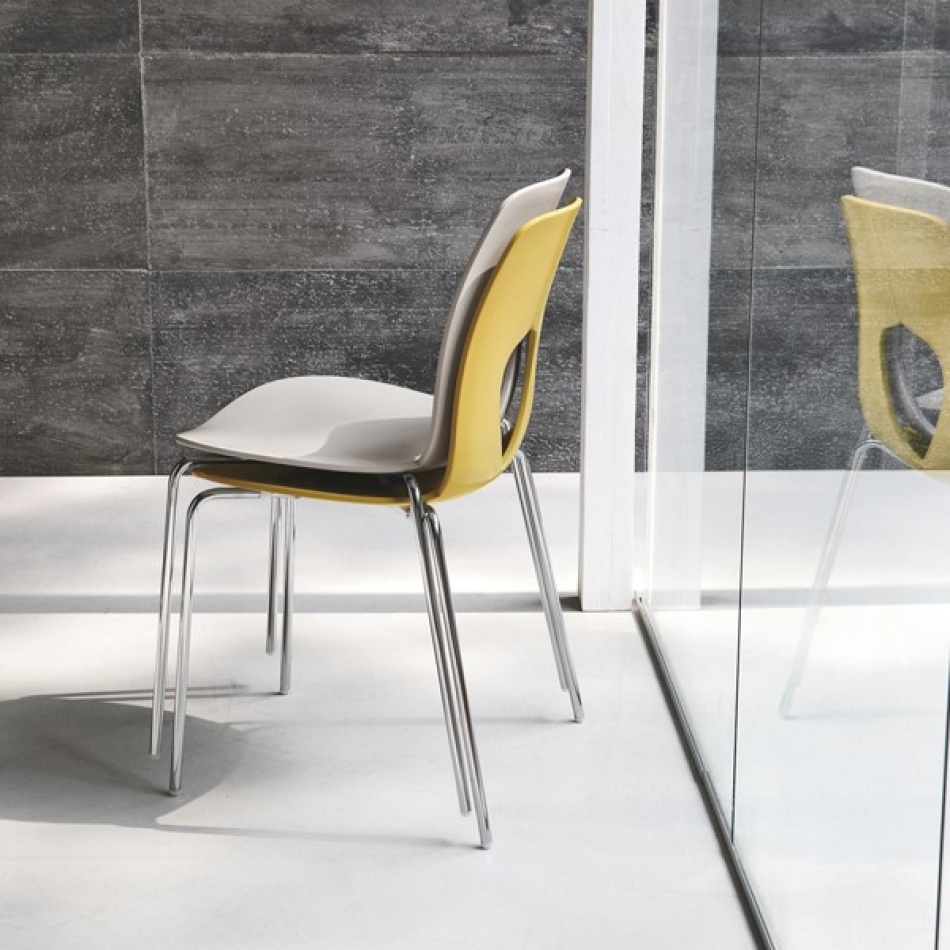 Chaise Trou Tonin Casa