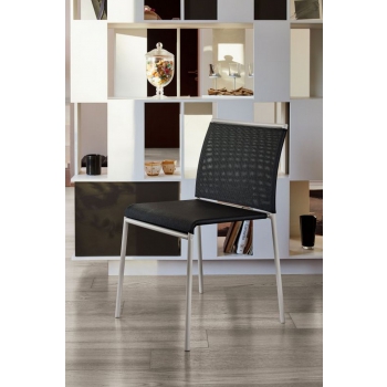 Chaise Lola par Ingenia