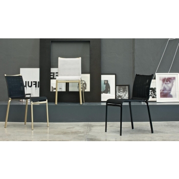 chaise empilable net Bontempi avec le siège à texplast et structure acciaio04
