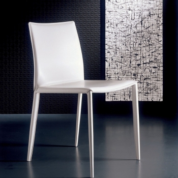 chaise Linda Bontempi rembourrée en cuir