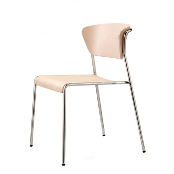 Conception de la chaise en bois Lisa
