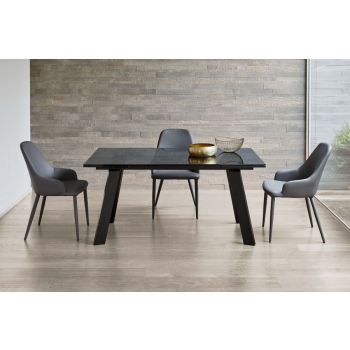 Chaise Matilda par Ingenia