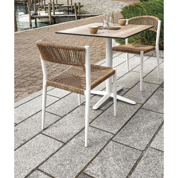 Chaise Milano blanche et paille de Greenwood