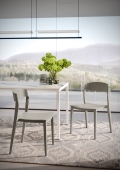 Chaise Mira par Ingenia