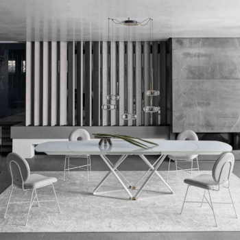 Chaise PENELOPE de Bontempi avec structure en acier laqué, rembourrée et recouverte avec et sans accoudoirs