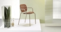Chaise Si-Si en bois avec accoudoirs par Scab Design