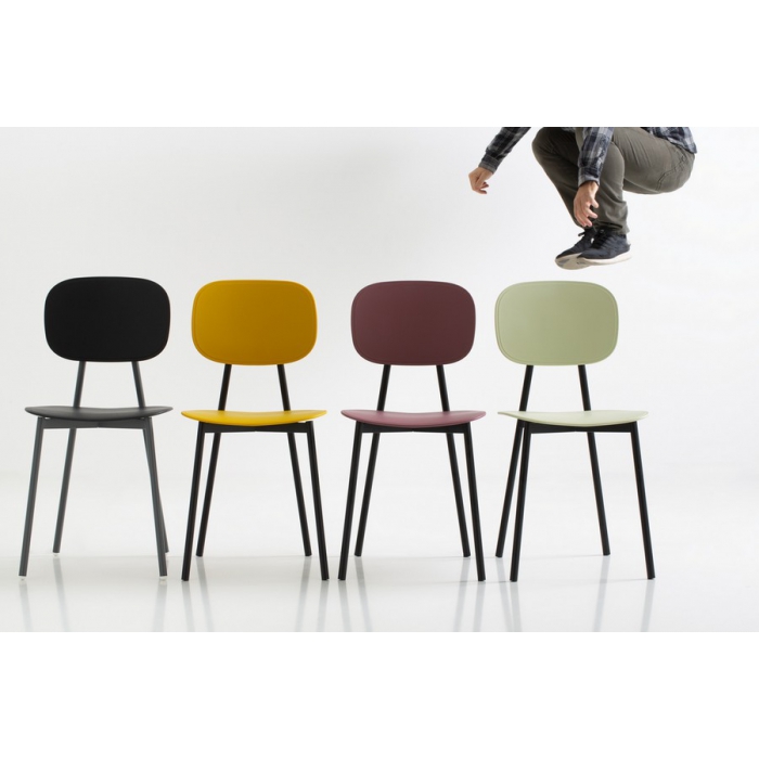 Chaise de maison Tata Young 4 points