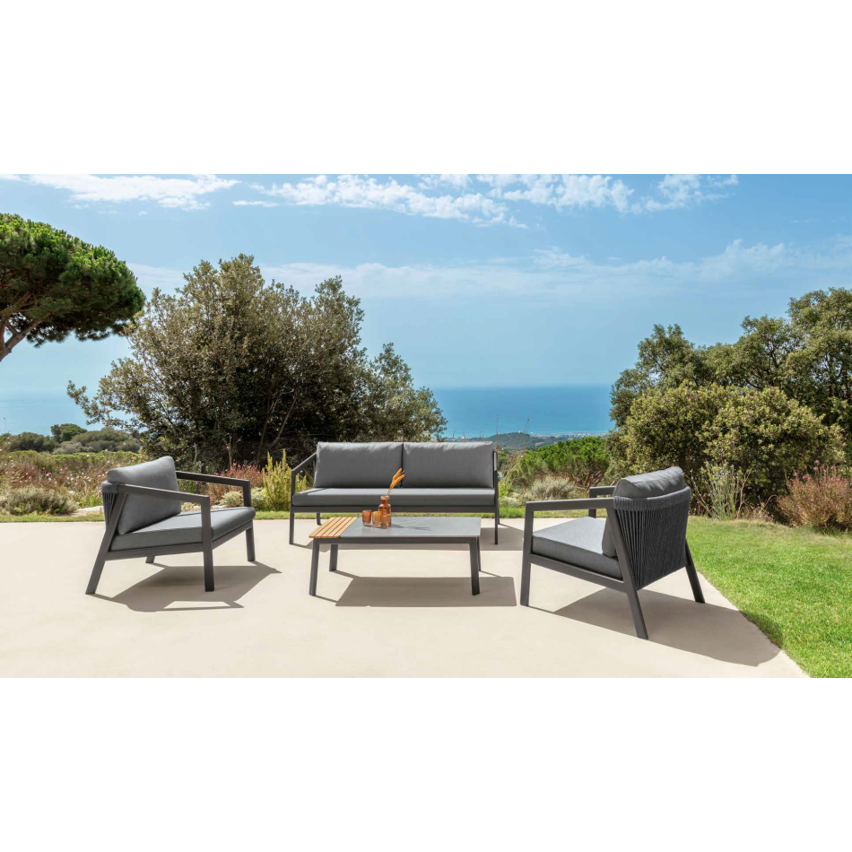 Ensemble Nova avec canapé, deux fauteuils et table basse