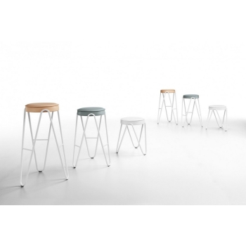 Tabouret Apelle Jump Midj avec assise en cuir élégant et structure en acier