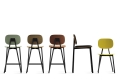 Tabouret Tata 6 avec assise en polypropylène ou bois par PoinHouse