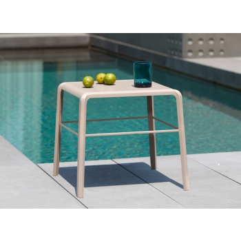 Table d'appoint Lisa Lounge en acier galvanisé Scab Design