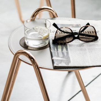 Table basse Apelle Chic en cuir ou céramique par Midj