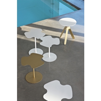 Table basse fleurie par Bontempi