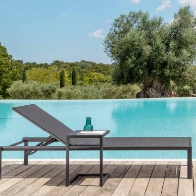 Table d'appoint en aluminium Nunù