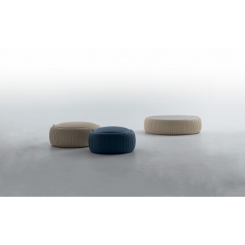 Table basse ou pouf Tonin Casa faux cuir » Plisse