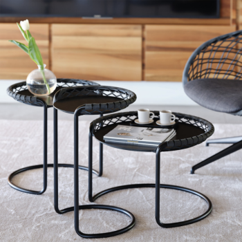 Table basse Guapa en métal et cuir par Midj