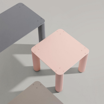 Table basse Guapa en métal et cuir par Midj