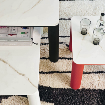 Table basse Guapa en métal et cuir par Midj