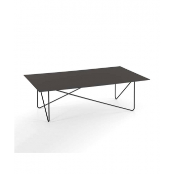 Table basse Pezzani Shape avec structure et plateau en acier peint en différentes couleurs