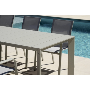 Table en argile Anzio de Greenwood