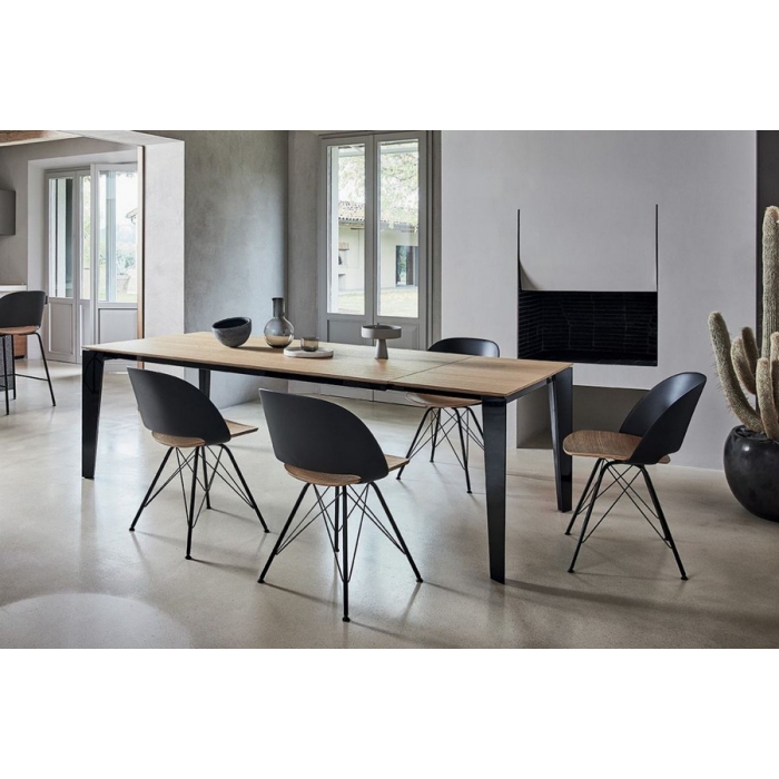 Table Cruz de Bontempi disponible en plusieurs tailles et finitions