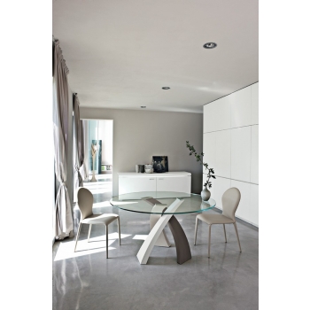 Eliseo Table Tonin Casa se distingue par son élégance