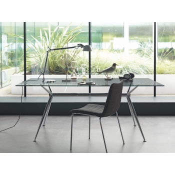 Table fixe de Midj Brioso