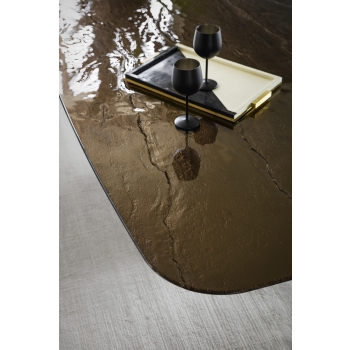 Table fixe ronde ou rectangulaire Yoroi par Calligaris