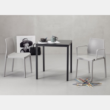 Table Ercole 170x100 en technopolymère Scab Design
