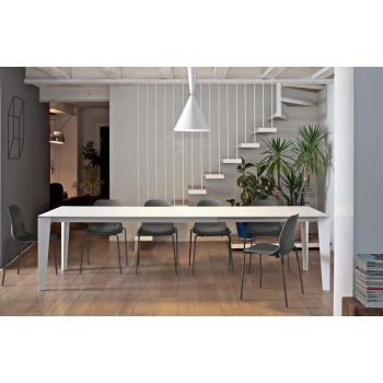 Table moderne et design Cruz de Bontempi en plusieurs tailles et finitions