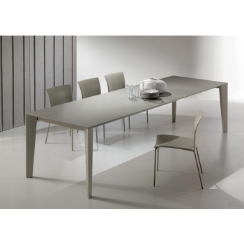 Table moderne et design Cruz de Bontempi en plusieurs tailles et finitions