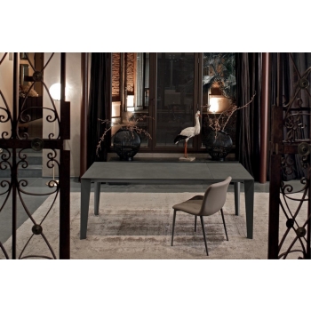 Table moderne et design Cruz de Bontempi en plusieurs tailles et finitions