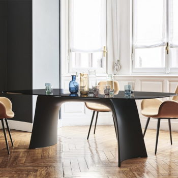 Table Moonlight en Baydur par Midj