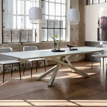 Table en métal Pékin par Midj