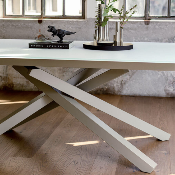 Table en métal Pékin par Midj