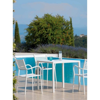 Table en fer Quatris