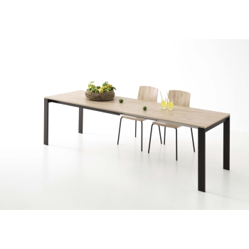 Table simple par Point House