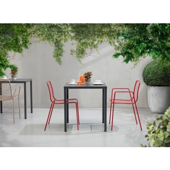 Table d'été de Scab design