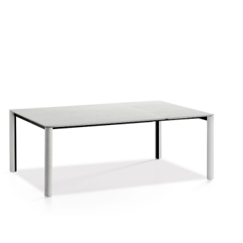 Table Woody avec structure en métal et pieds fixes et extensibles en frêne teinté par Midj